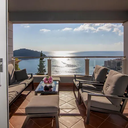 87 Stairs Apartman *